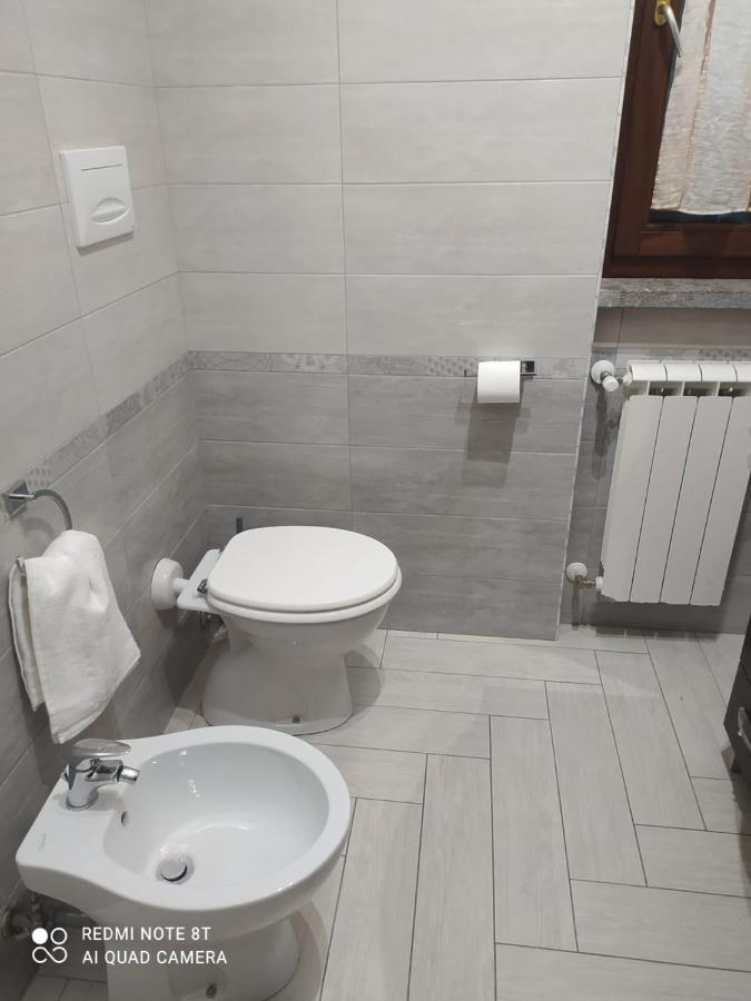 Casa Vacanza Indaco فيوميتشينو المظهر الخارجي الصورة